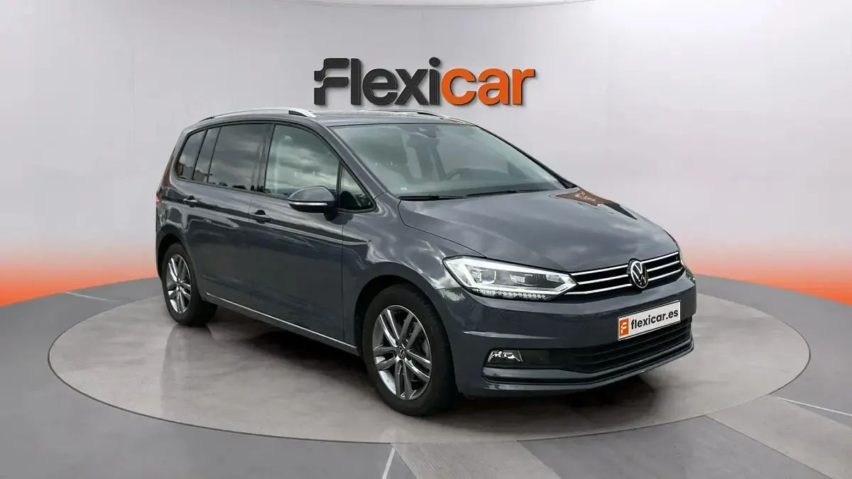 Usado VW Touran 150 CV (110 kW) 2024 Monovolumen