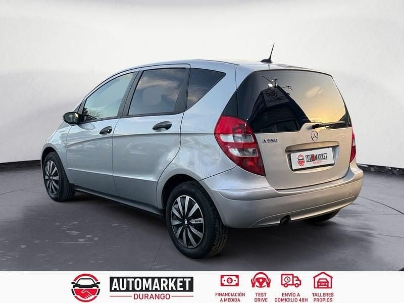 Usado Mercedes A150 Avantgarde 95 CV (69 kW) 2007 Gris / plata Monovolumen