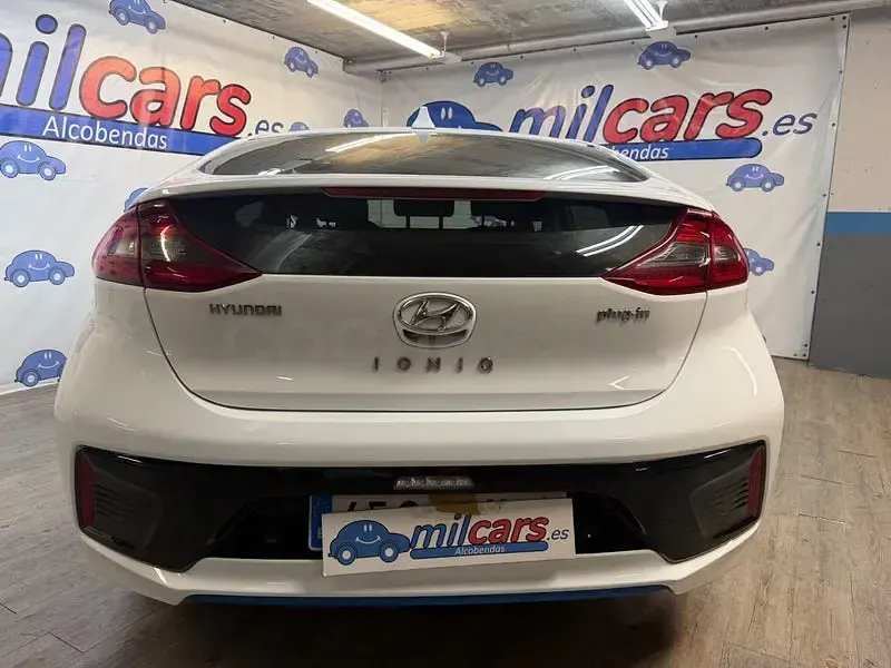 Usado Hyundai Ioniq 141 CV (103 kW) 2019 Blanco Utilitario