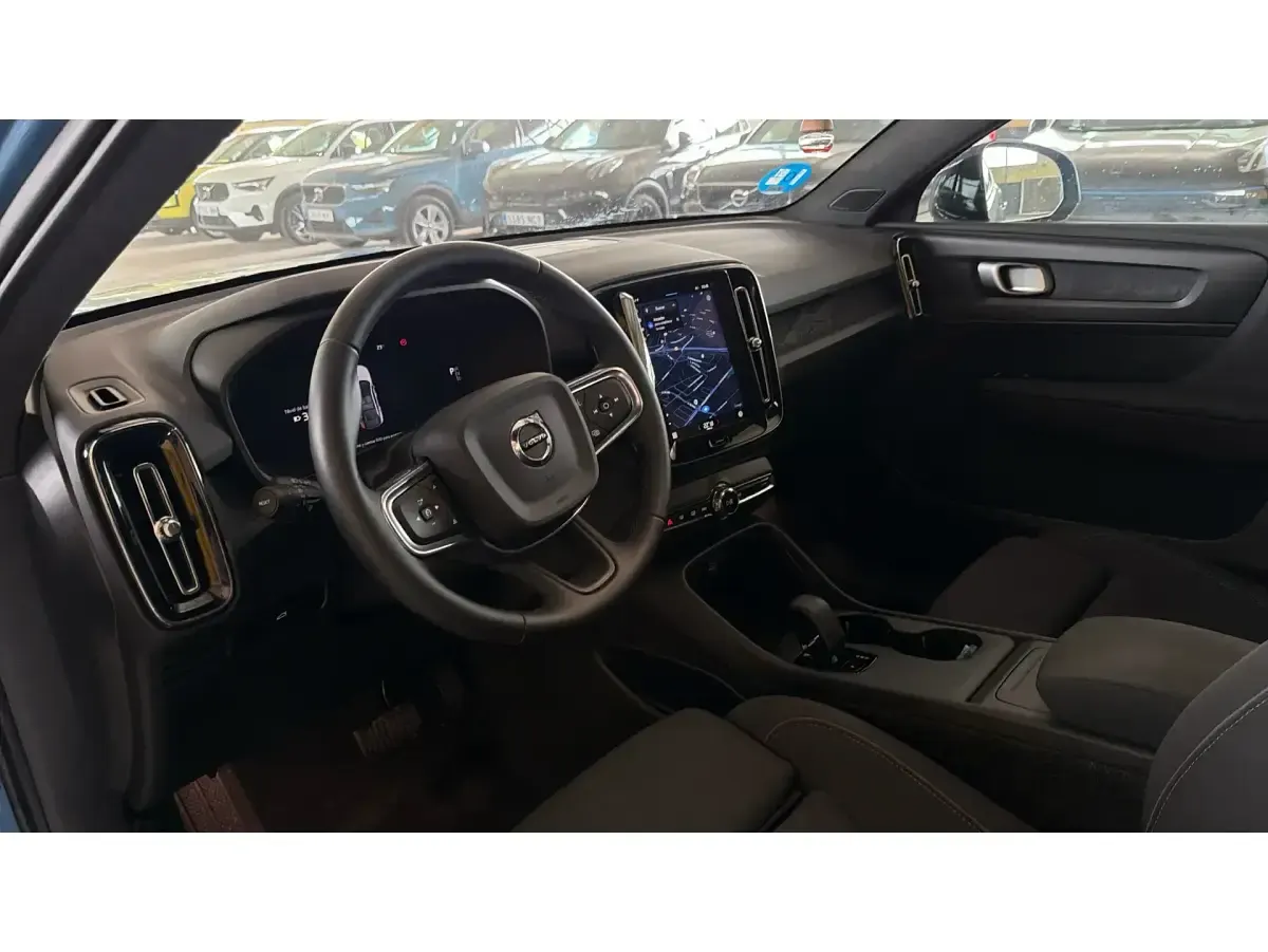 Usado Volvo EC40 Core 175 kW (238 CV) 2025 Azul SUV