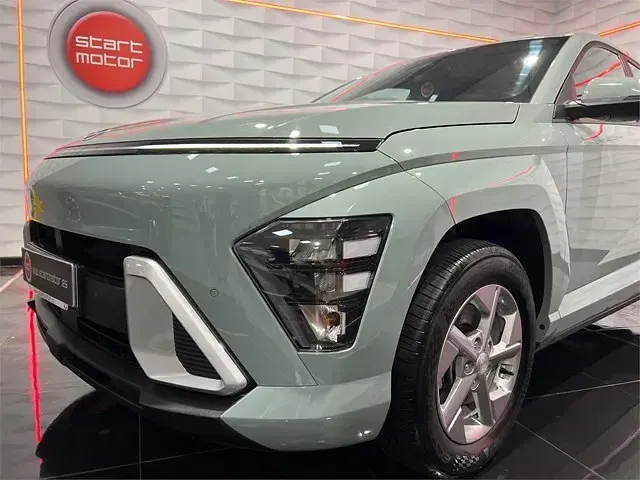 Usado Hyundai Kona 120 CV (88 kW) 2023 Verde SUV