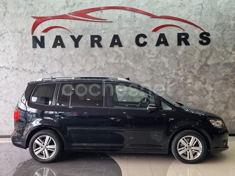 Usado VW Touran Sport 140 CV (102 kW) 2012 Negro Monovolumen