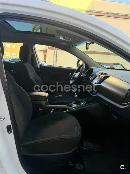 Usado Kia Sportage 135 CV (99 kW) 2011 Blanco SUV