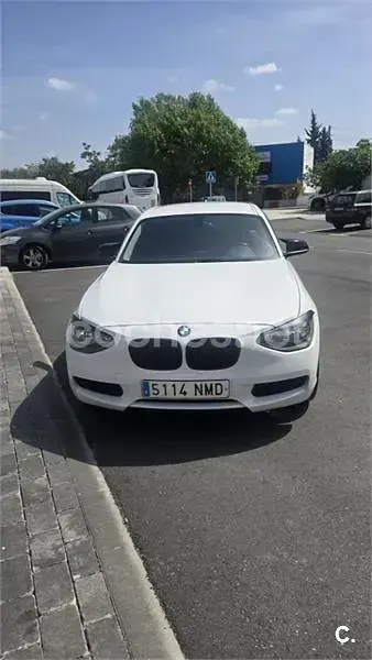 Usado BMW 114 102 CV (75 kW) 2014 Blanco Utilitario