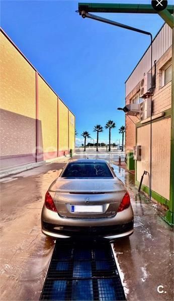 Gris / plata Usado 2007 Peugeot 207 CC Descapotable | 4500 € (Precio justo) - Imagen 1/3