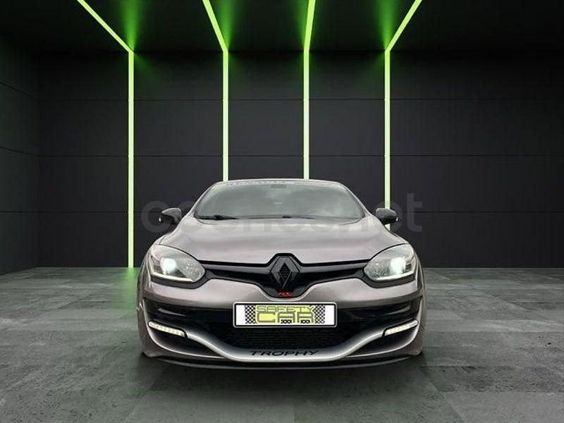 Usado Renault Mégane Trophy 275 CV (202 kW) 2015 Gris / plata Coupe