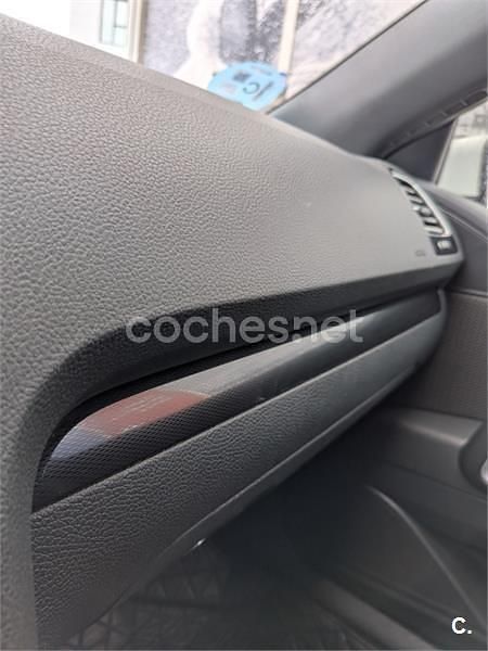 Begagnad VW Scirocco R-line 184 HK (135 kW) 2015 Vit Sportkupé
