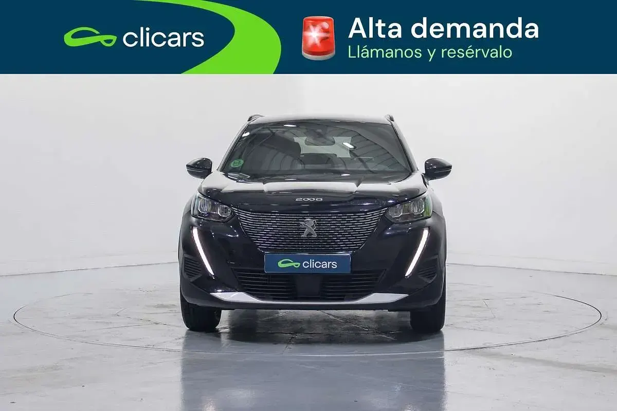 Usado Peugeot 2008 Allure 131 CV (96 kW) 2023 Negro SUV