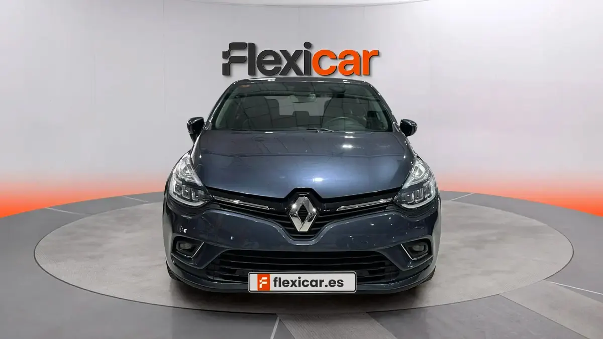 Usado Renault Clio IV Zen 90 CV (66 kW) 2019 Gris Berlina