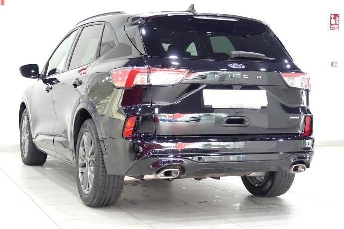 Usado Ford Kuga ST-Line 190 CV (139 kW) 2021 SUV