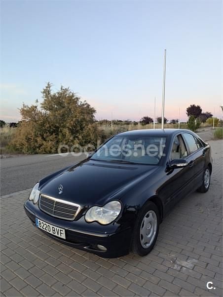 Azul Usado 2002 Mercedes C220 Classic Berlina | 4900 € (Precio justo) - Imagen 1/4