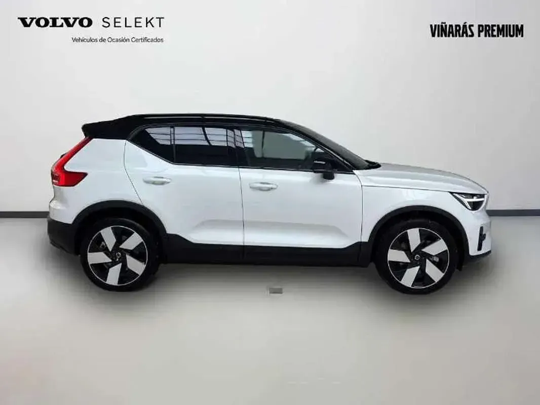Usado Volvo XC40 Plus 169 kW (231 CV) 2022 Blanco SUV