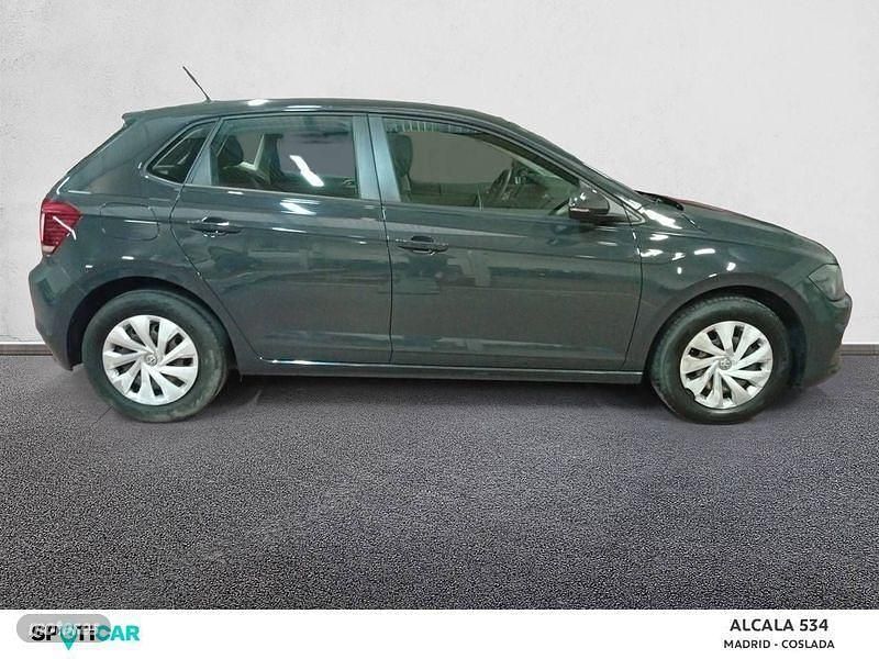 Usado VW Polo Advance 80 CV (58 kW) 2018 Gris / plata Berlina