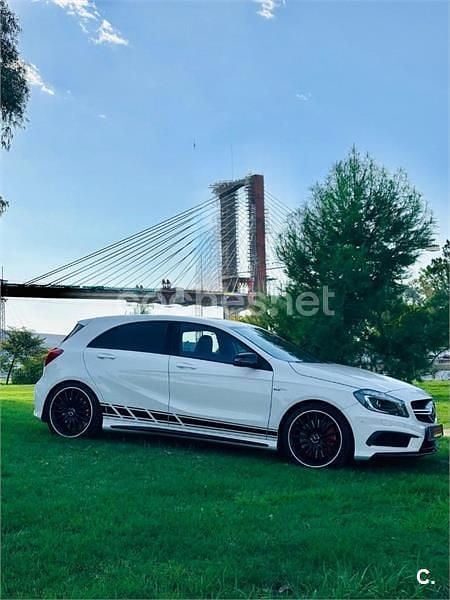 Blanco Usado 2015 Mercedes A45 AMG AMG Utilitario | 26.900 € (Precio justo) - Imagen 1/4