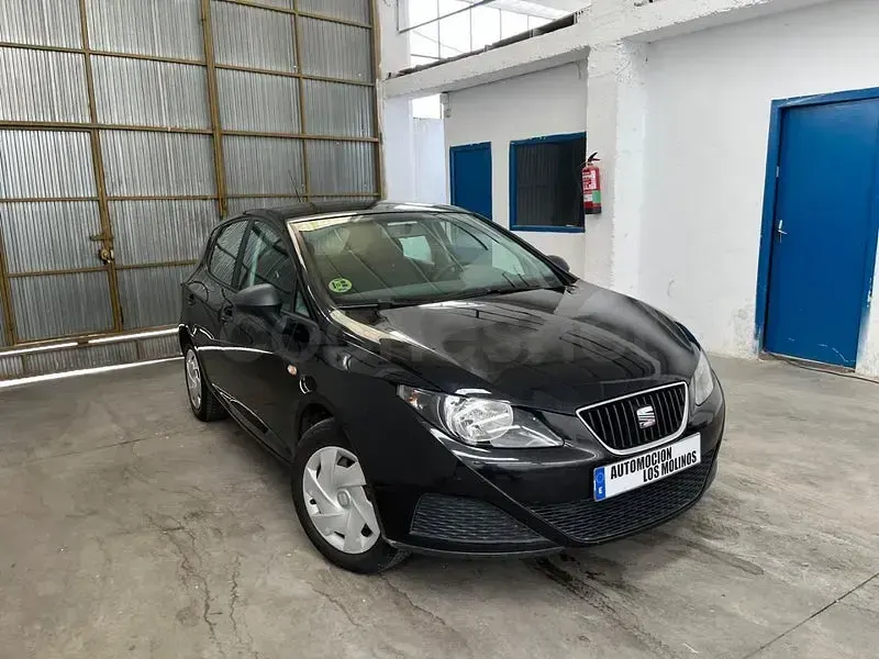 Usado Seat Ibiza Copa 90 CV (66 kW) 2011 Negro Berlina