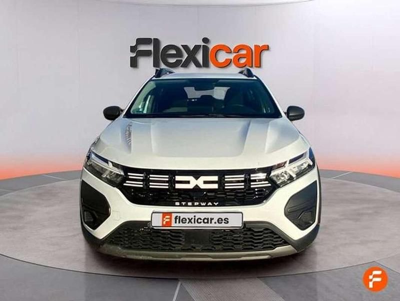 Begagnad Dacia Sandero Expression 101 HK (74 kW) 2023 Vit Halvkombi