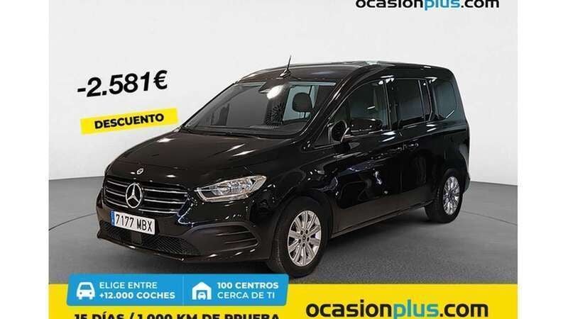 Negro Usado 2022 Mercedes 180 Berlina | 25.819 € (Precio justo) - Imagen 1/4