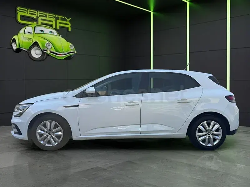 Usado Renault Mégane II Equilibre 115 CV (84 kW) 2023 Blanco Berlina