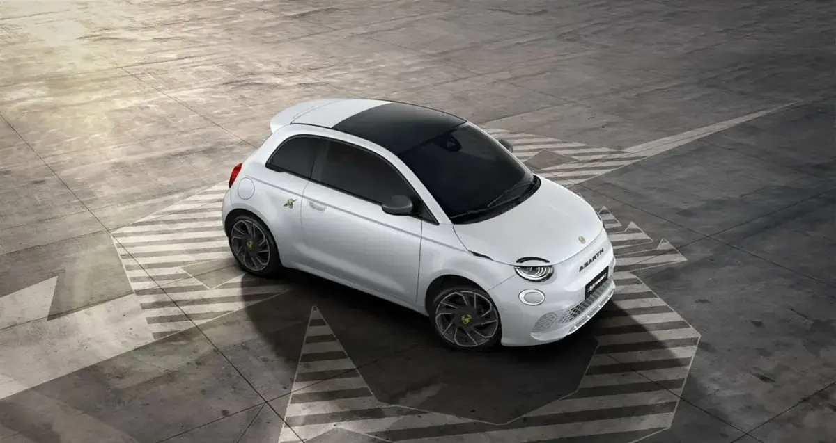 Nuevo Abarth 500e Turismo 121 kW (165 CV) 2025 Blanco Utilitario