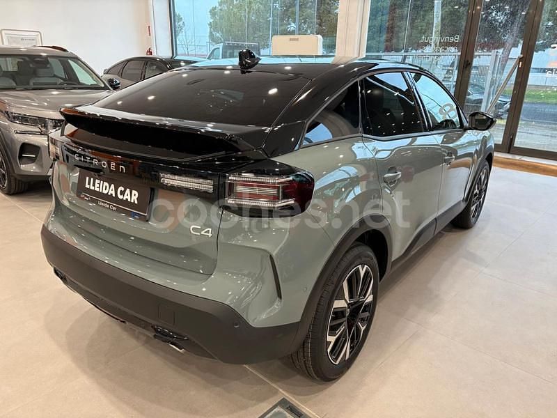 Nuevo Citroën C4 136 CV (100 kW) 2025 Gris / plata Berlina