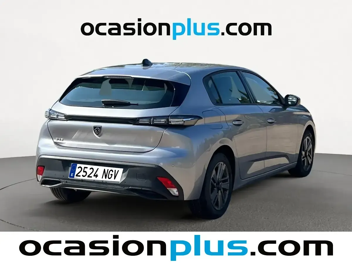 Usado Peugeot 308 Active 130 CV (95 kW) 2024 Gris Berlina
