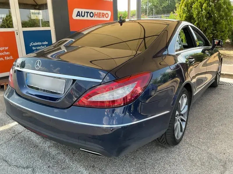 Usado Mercedes CLS250 204 CV (150 kW) 2016 Azul Coupe