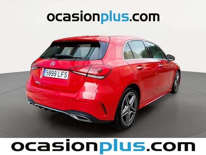 Usado Mercedes A180 116 HP (85 kW) 2020 Vermelho Citadino