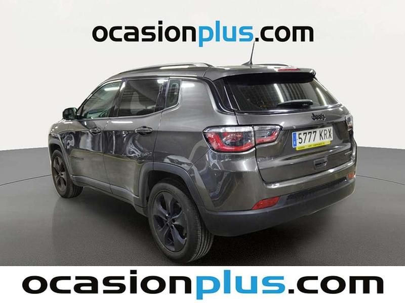 Usado Jeep Compass Night Eagle 140 CV (102 kW) 2018 Gris SUV
