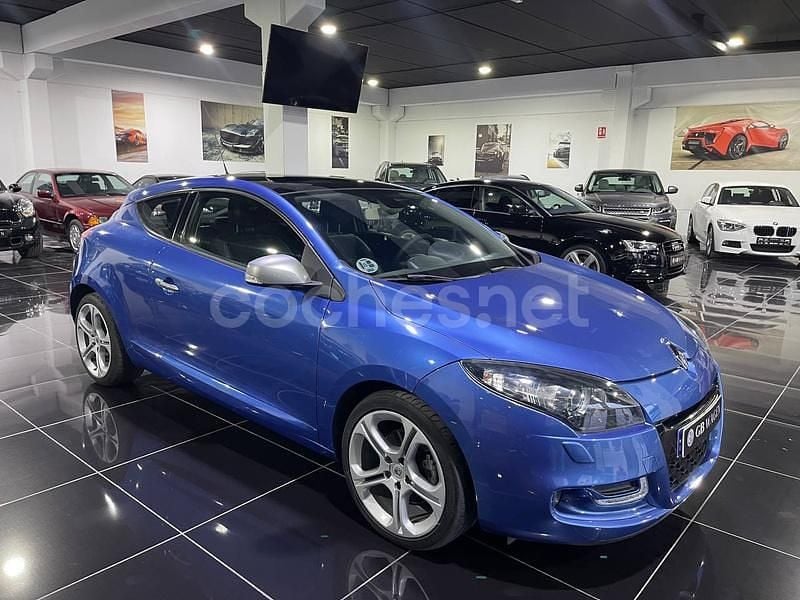 Azul Usado 2012 Renault Mégane GT Line GT Berlina | 9990 € - Imagen 1/4