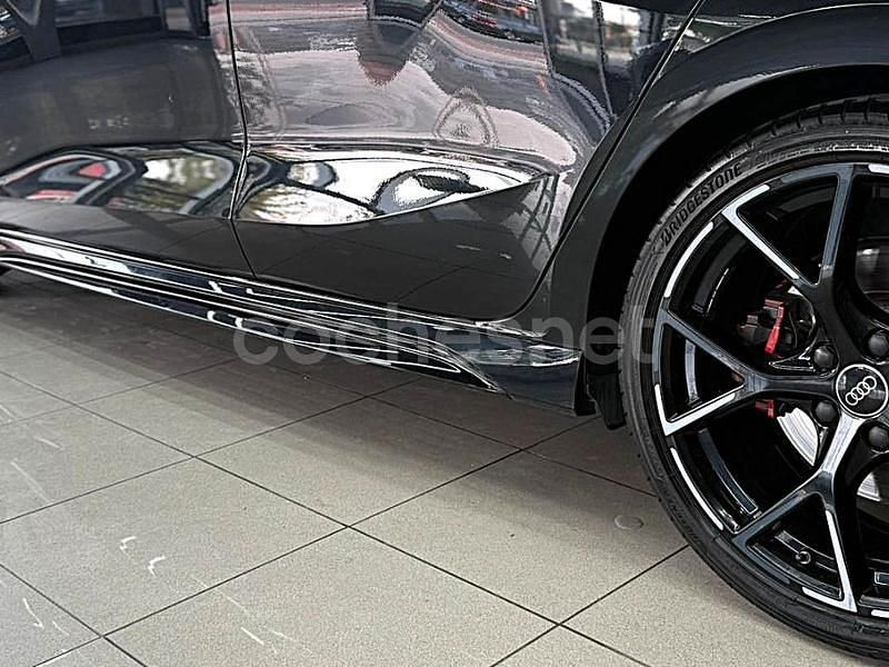 Usado Audi RS3 400 CV (294 kW) 2024 Negro Berlina