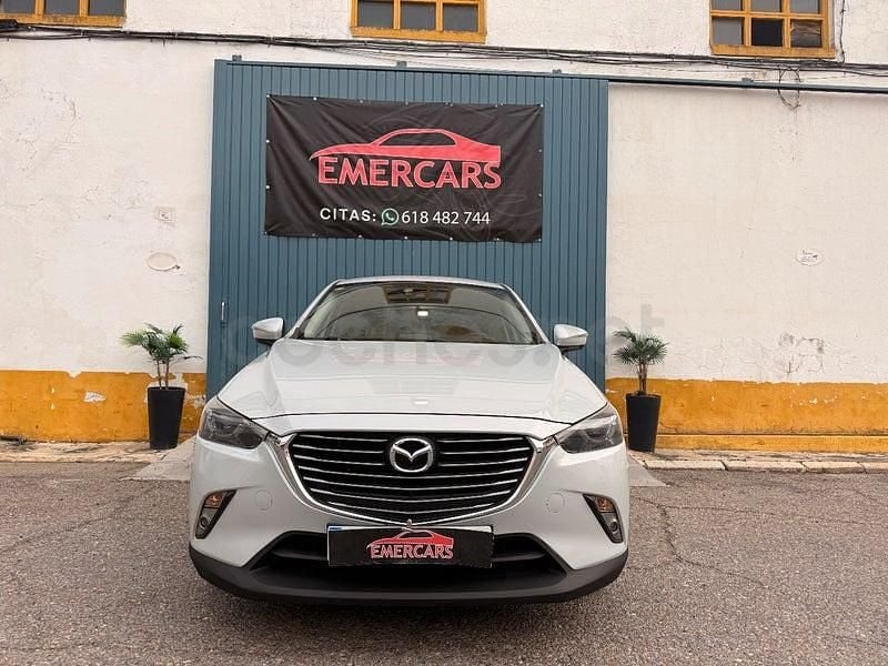 Usado Mazda CX-3 Luxury 105 CV (77 kW) 2016 Gris / plata SUV