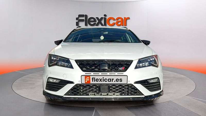 Usado Seat Leon ST 4Drive 300 CV (220 kW) 2018 Blanco Familiar