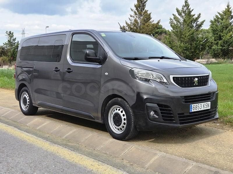Usado Peugeot Traveller Active 120 CV (88 kW) 2018 Gris / plata Monovolumen