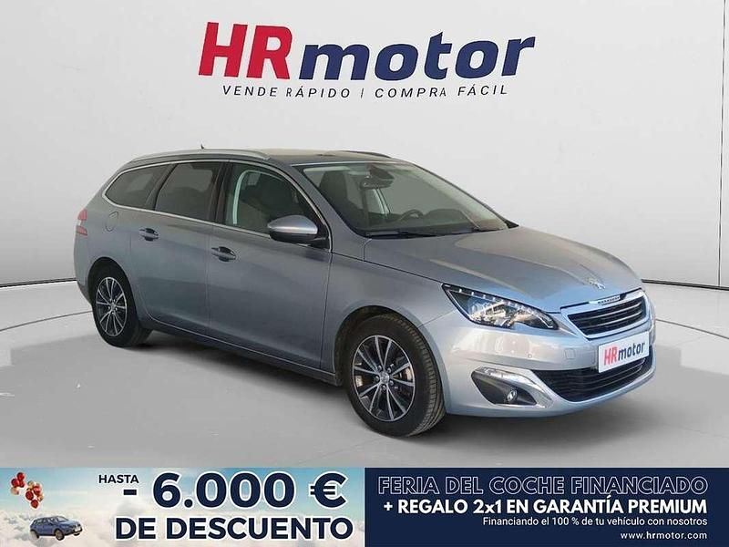Usado Peugeot 308 Allure 132 CV (97 kW) 2017 Gris Utilitario