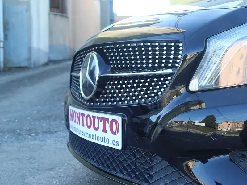 Occasion Mercedes A200 AMG 136 PK (100 kW) 2013 Zwart Sedan