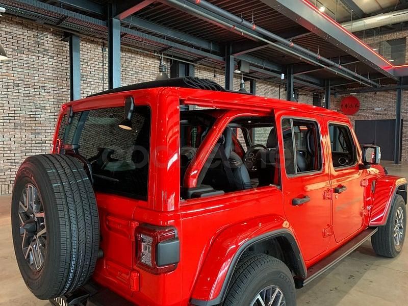 Usado Jeep Wrangler Sahara 272 CV (200 kW) 2024 Rojo SUV