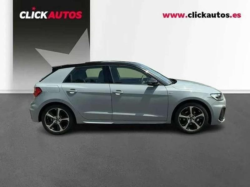 Usado Audi A1 Comfort 116 CV (85 kW) 2025 Gris SUV