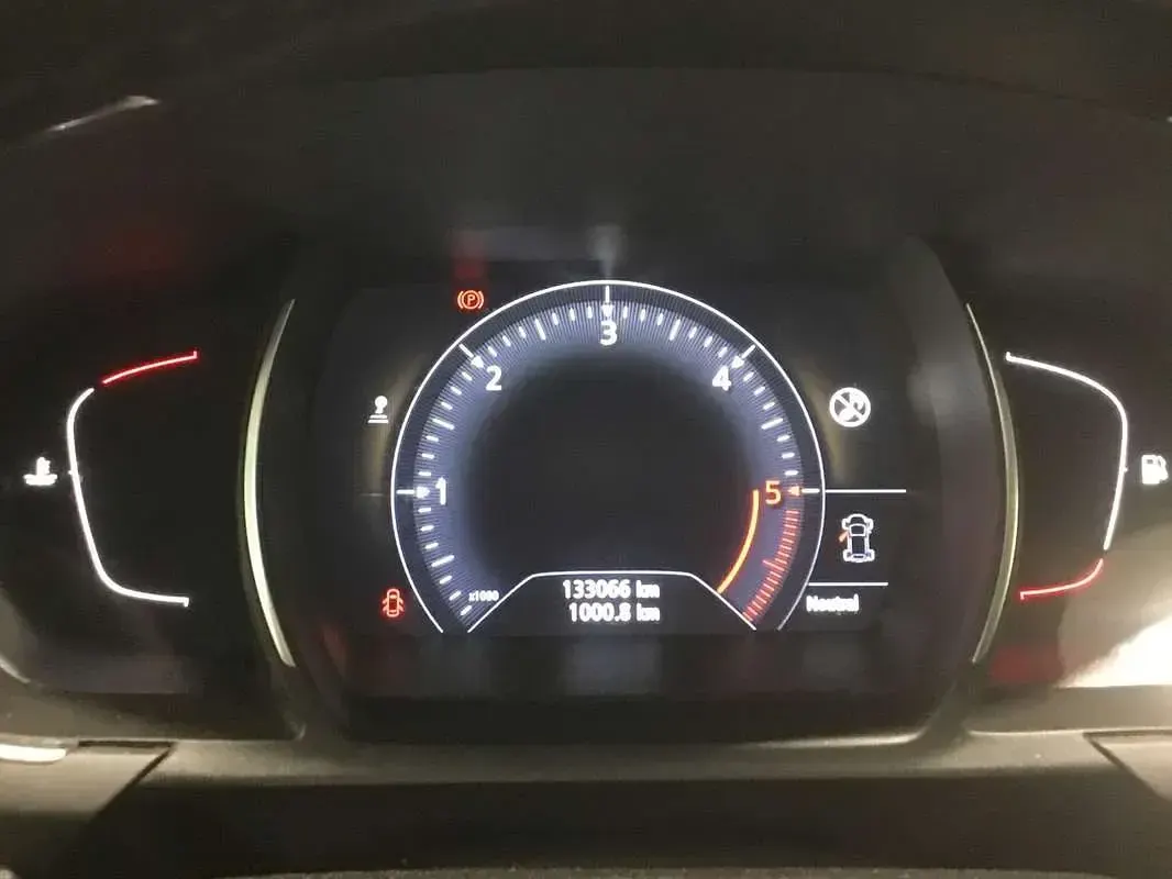 Usado Renault Scénic IV Edition One 110 CV (80 kW) 2017 Rojo Monovolumen