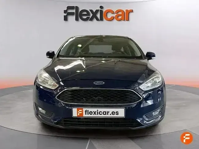 Usado Ford Focus Active 120 CV (88 kW) 2021 Azul Berlina