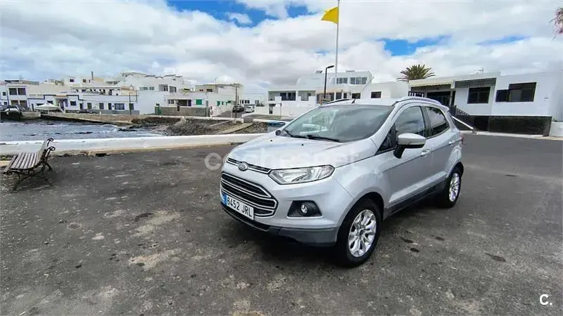 Usado Ford Ecosport Titanium 112 CV (82 kW) 2016 Gris / plata SUV