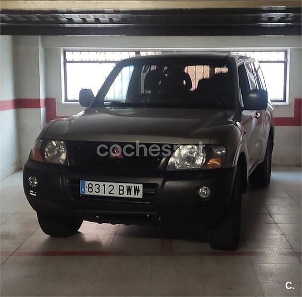 Beige Usado 2002 Mitsubishi Montero SUV | 11.500 € (Precio justo) - Imagen 1/4