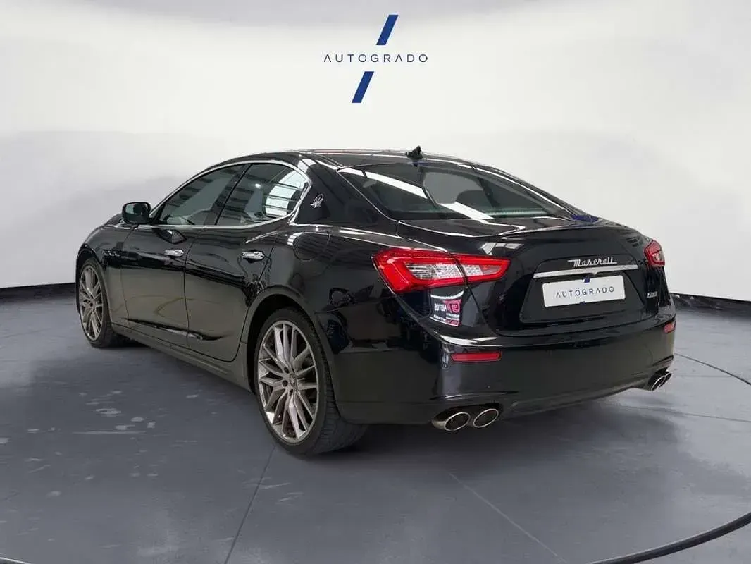 Usado Maserati Ghibli 275 CV (202 kW) 2016 Negro Berlina