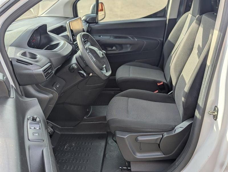 Usado Peugeot Partner Premium 102 CV (75 kW) 2022 Blanco Monovolumen