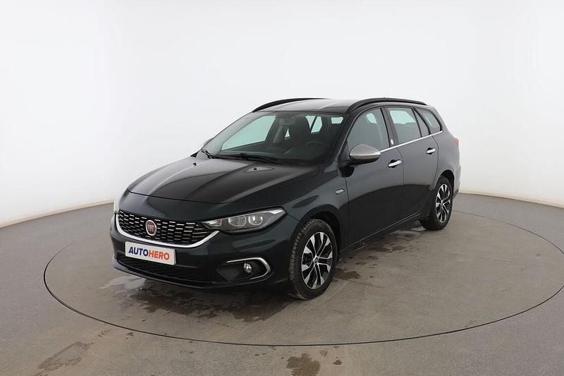 Verde Usado 2019 Fiat Tipo Mirror Familiar | 12.299 € (Precio justo) - Imagen 1/3