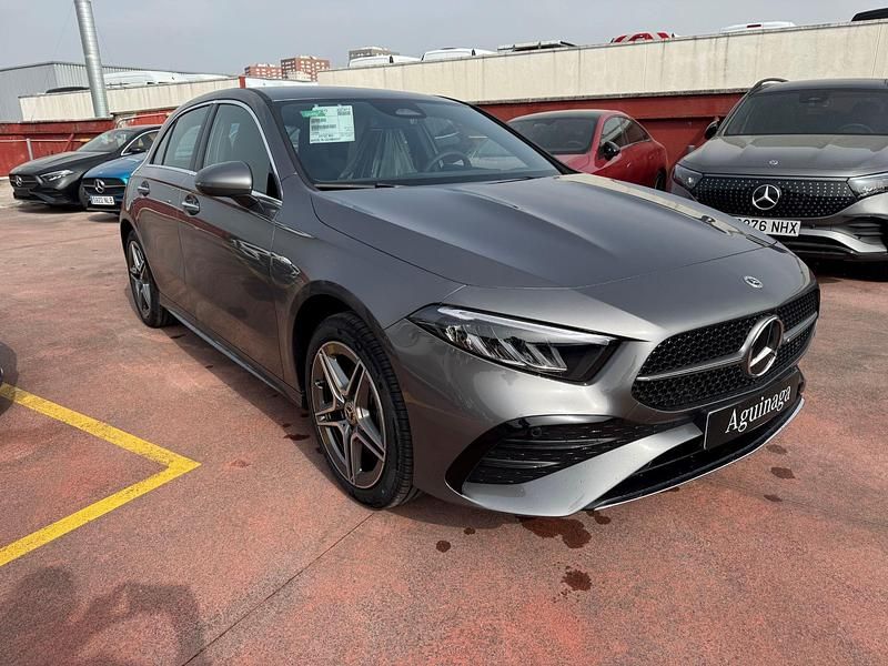 Nuevo Mercedes A250 Advanced 218 CV (160 kW) 2026 Gris Berlina