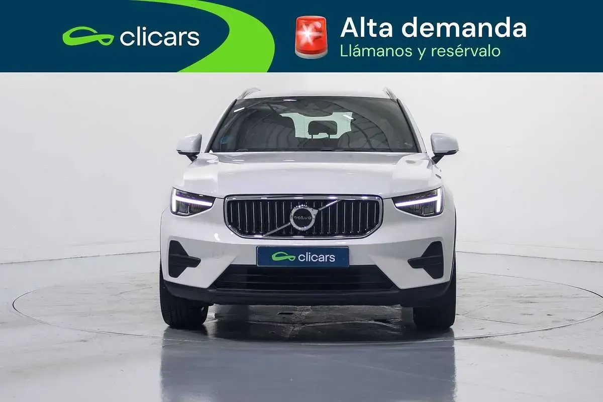 Usado Volvo XC40 Plus 179 CV (131 kW) 2023 Blanco SUV