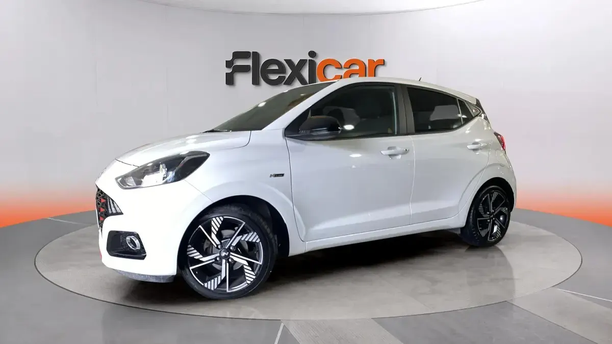 Usado Hyundai i10 N Line 91 CV (66 kW) 2024 Blanco Utilitario