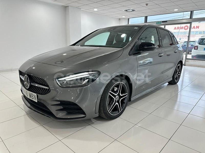 Gris / plata Usado 2022 Mercedes B200 Monovolumen | 26.500 € (Buen precio) - Imagen 1/4