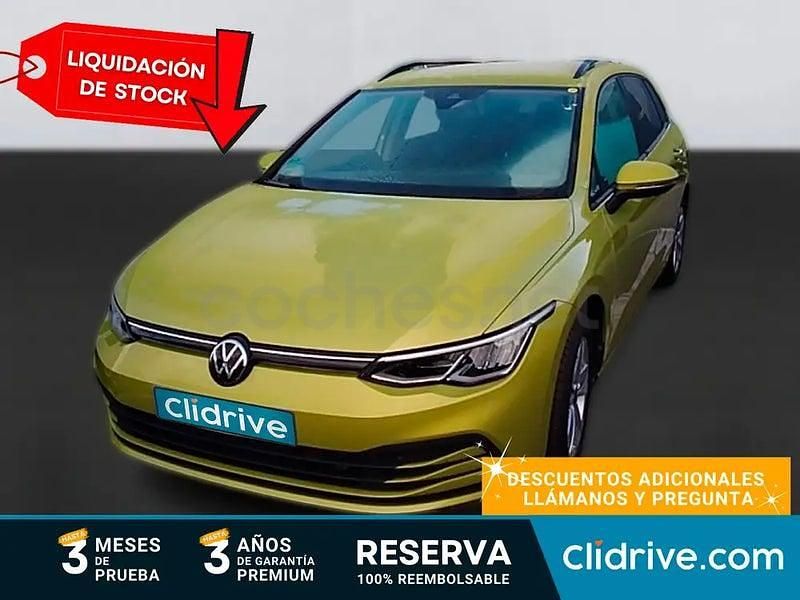 Usado VW Golf VIII 116 CV (85 kW) 2021 Amarillo Familiar