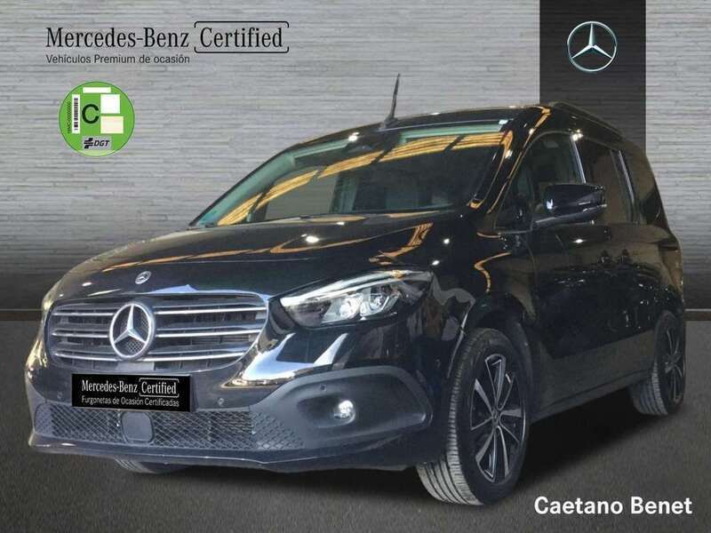 Negro Usado 2022 Mercedes 180 Berlina | 31.900 € (Precio justo) - Imagen 1/4